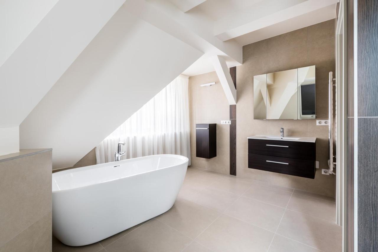 Uttoe Luxury 4* Budapest